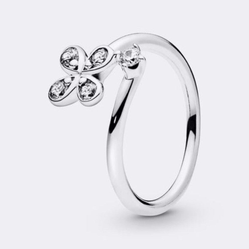 Pandora Four-Petal Flower Ring